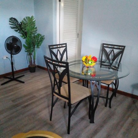 Czar'S Citadel-2 Bedroom Apt 23E At Columbus Heights Ocho Rios Exterior photo