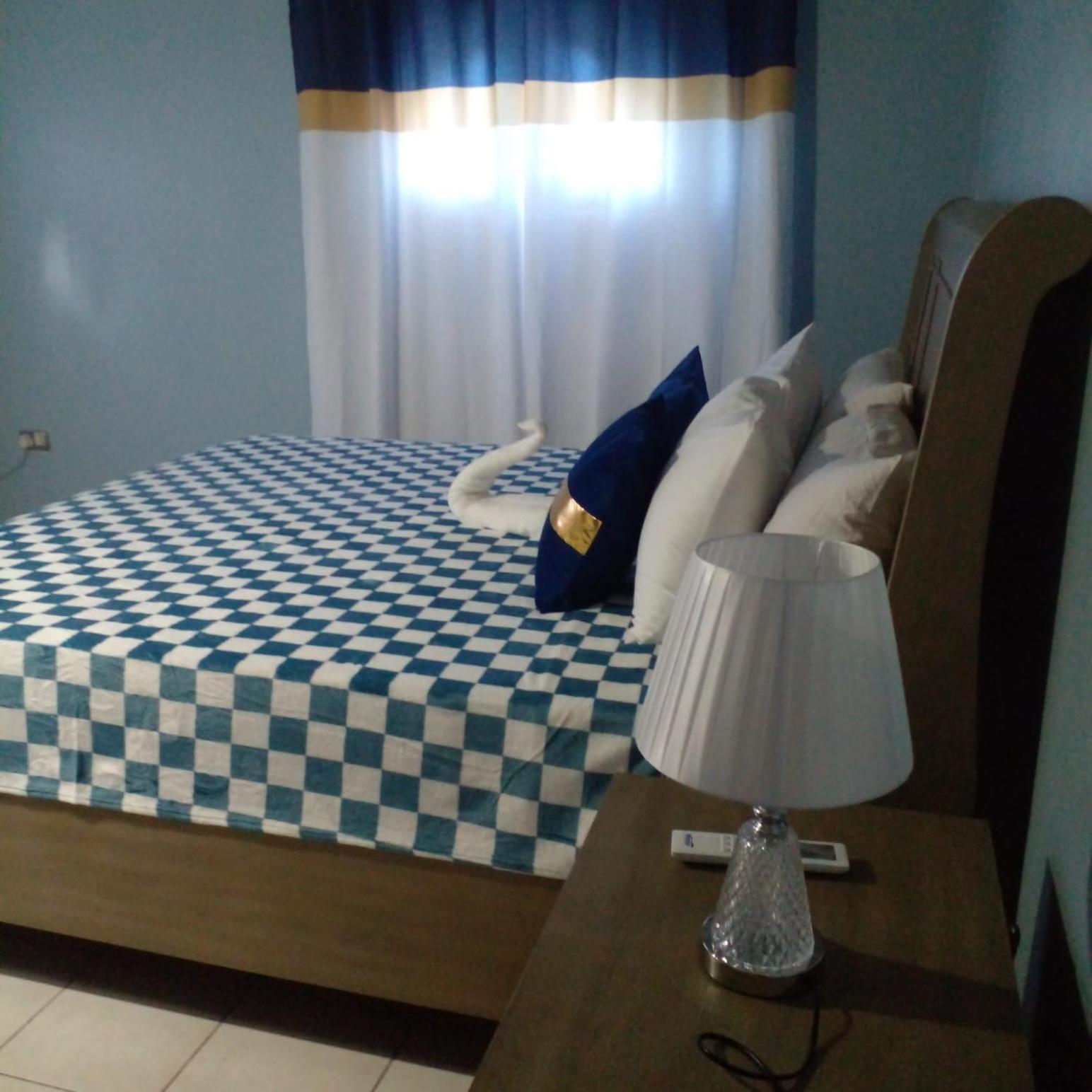 Czar'S Citadel-2 Bedroom Apt 23E At Columbus Heights Ocho Rios Exterior photo